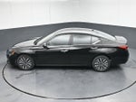 2023 Altima Thumbnail 22