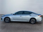 2023 Altima Thumbnail 2