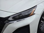 2023 Altima Thumbnail 3