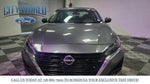 2024 Altima Thumbnail 3