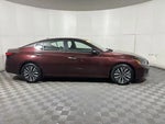 2024 Altima Thumbnail 9