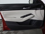 2025 Altima Thumbnail 10