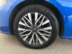 2025 Altima Thumbnail 25