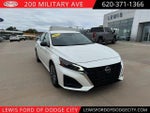 2025 Altima Thumbnail 1