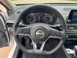 2025 Altima Thumbnail 19