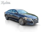 2025 Altima Thumbnail 8