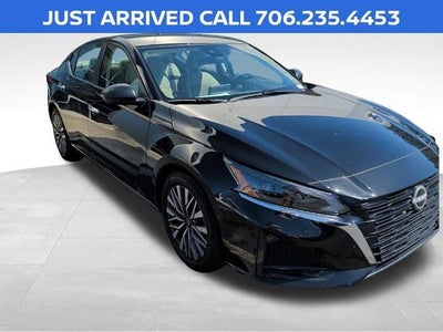 Photo of a 2025 Nissan Altima 2.5 SV 4DR Sedan for sale