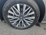 2025 Altima Thumbnail 38