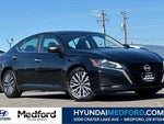 2025 Altima Thumbnail 1