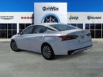 2025 Altima Thumbnail 9
