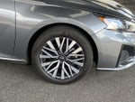 2025 Altima Thumbnail 9