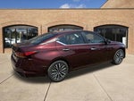 2025 Altima Thumbnail 3
