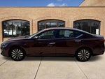 2025 Altima Thumbnail 6