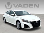 2025 Altima Thumbnail 1