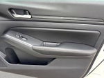2025 Altima Thumbnail 12