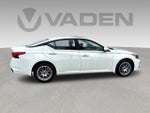 2025 Altima Thumbnail 28