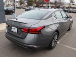 2025 Altima Thumbnail 6