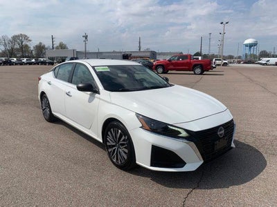 2025 Nissan Altima 2.5 SV 4DR Sedan