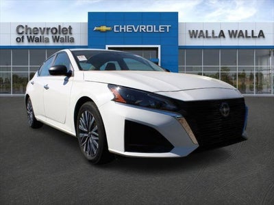 Photo of a 2025 Nissan Altima 2.5 SV 4DR Sedan for sale