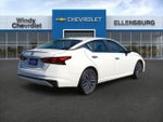 2025 Altima Thumbnail 7