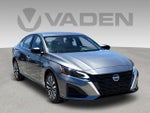 2025 Altima Thumbnail 1