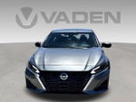 2025 Altima Thumbnail 2