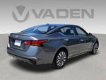 2025 Altima Thumbnail 22