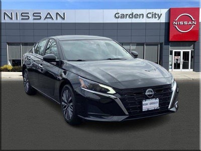 Photo of a 2025 Nissan Altima 2.5 SV 4DR Sedan for sale