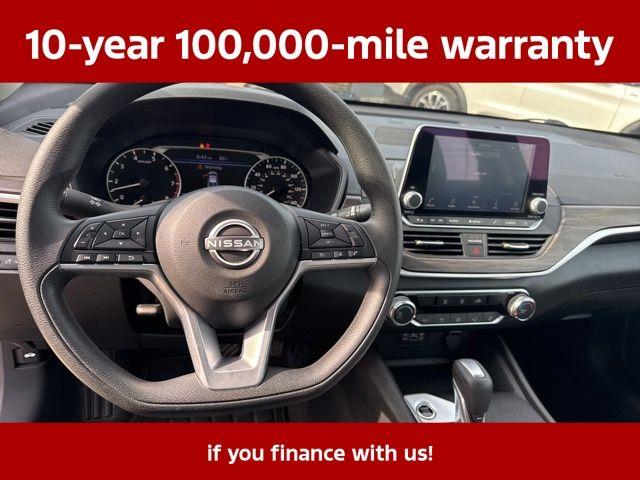 2025 Nissan Altima - $21,915