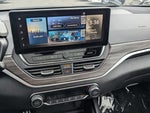 2025 Altima Thumbnail 26