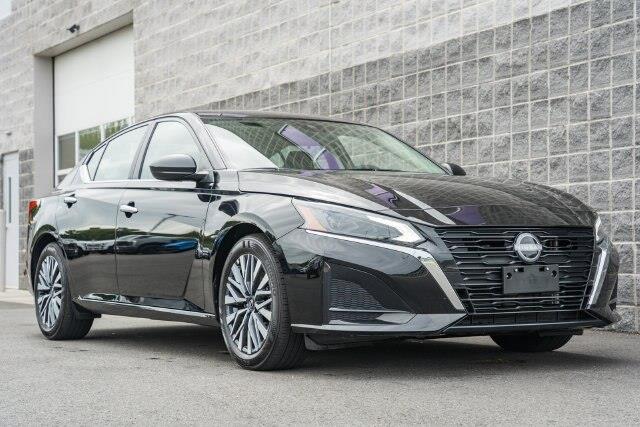 2025 Nissan Altima - $19,000