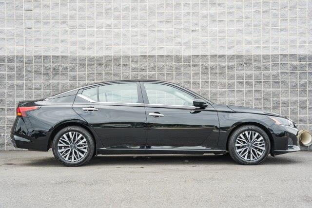2025 Nissan Altima - $19,000