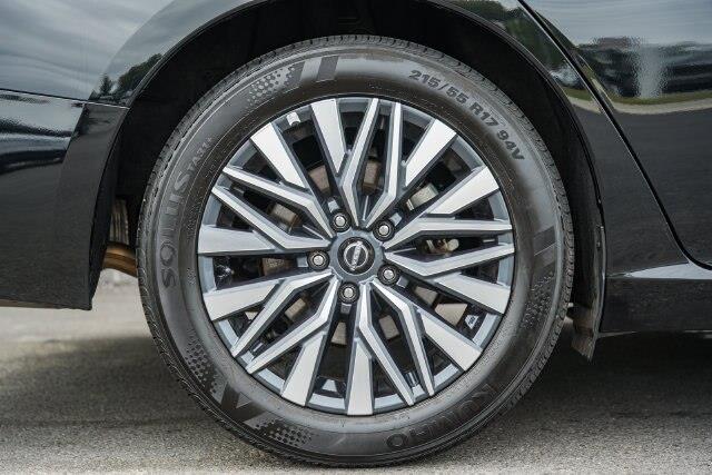 2025 Nissan Altima - $19,000