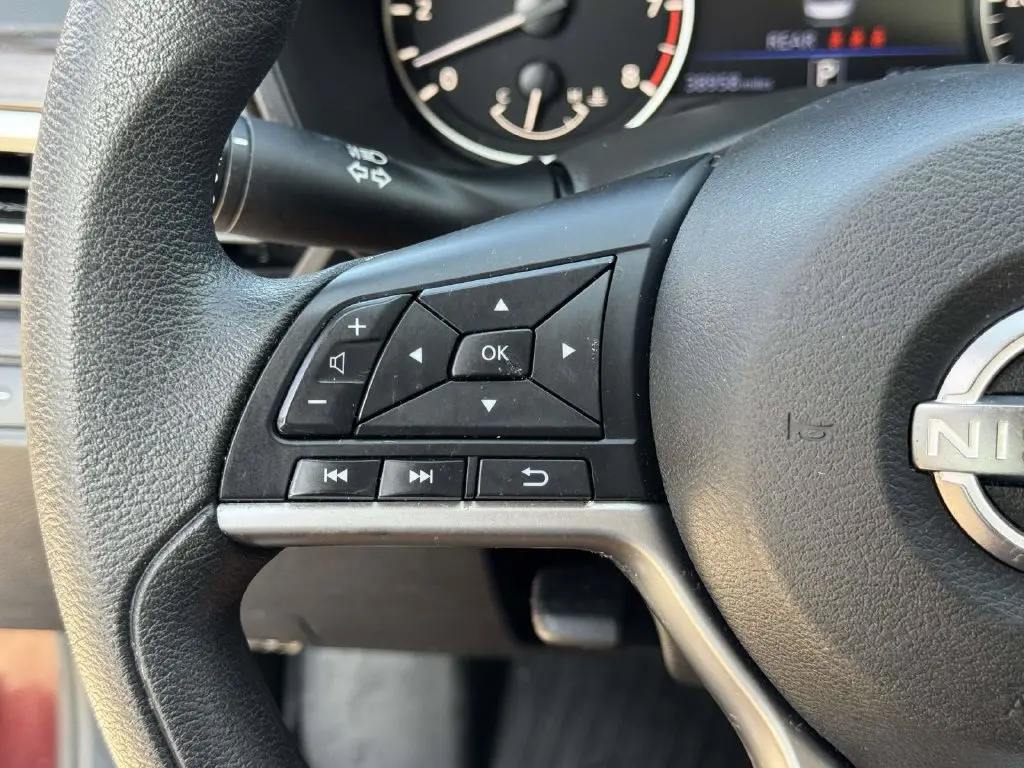 2023 Nissan Altima - $18,998