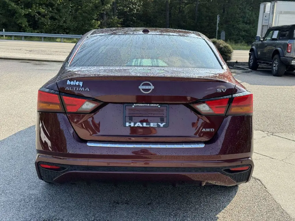 2023 Nissan Altima - $18,998