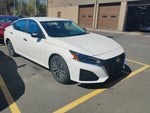 2025 Altima Thumbnail 1