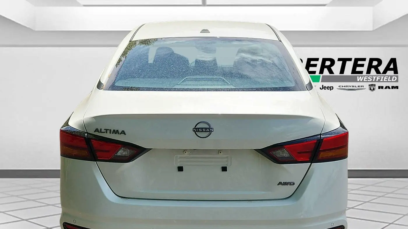 2025 Nissan Altima 2.5 SV