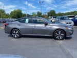 2021 Altima Thumbnail 2