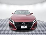 2025 Altima Thumbnail 2
