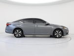 2021 Altima Thumbnail 7