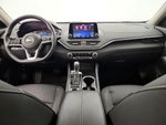 2021 Altima Thumbnail 9