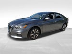 2022 Altima Thumbnail 3