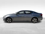 2022 Altima Thumbnail 4