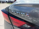 2022 Altima Thumbnail 10