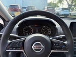 2022 Altima Thumbnail 23