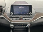 2023 Altima Thumbnail 13