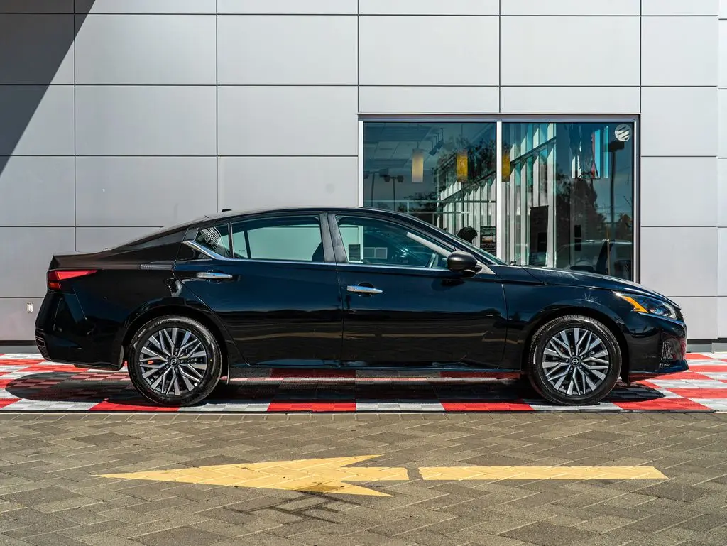 2025 Nissan Altima - $21,988