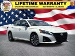 2025 Altima Thumbnail 1