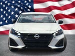 2025 Altima Thumbnail 4