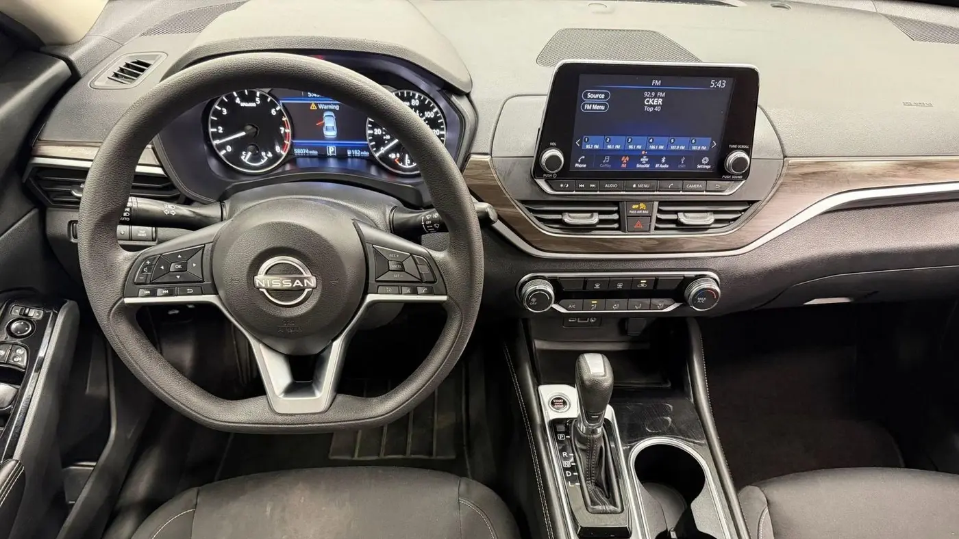 2023 Nissan Altima 2.5 SV